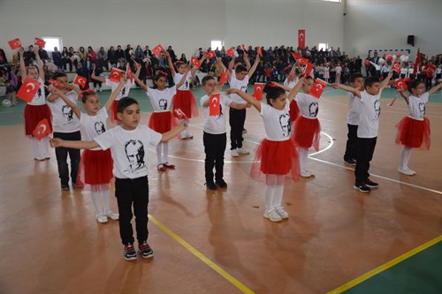 23 Nisan Ulusal Egemenlik ve Çocuk Bayramı 103. Yıl Dönümü Kutlama Programı Gerçekleştirildi